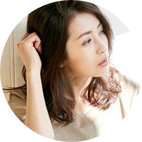白髪でお悩みの女性のイメージ画像